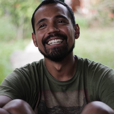 Asdru, Co-Founder of Casa Arkaana