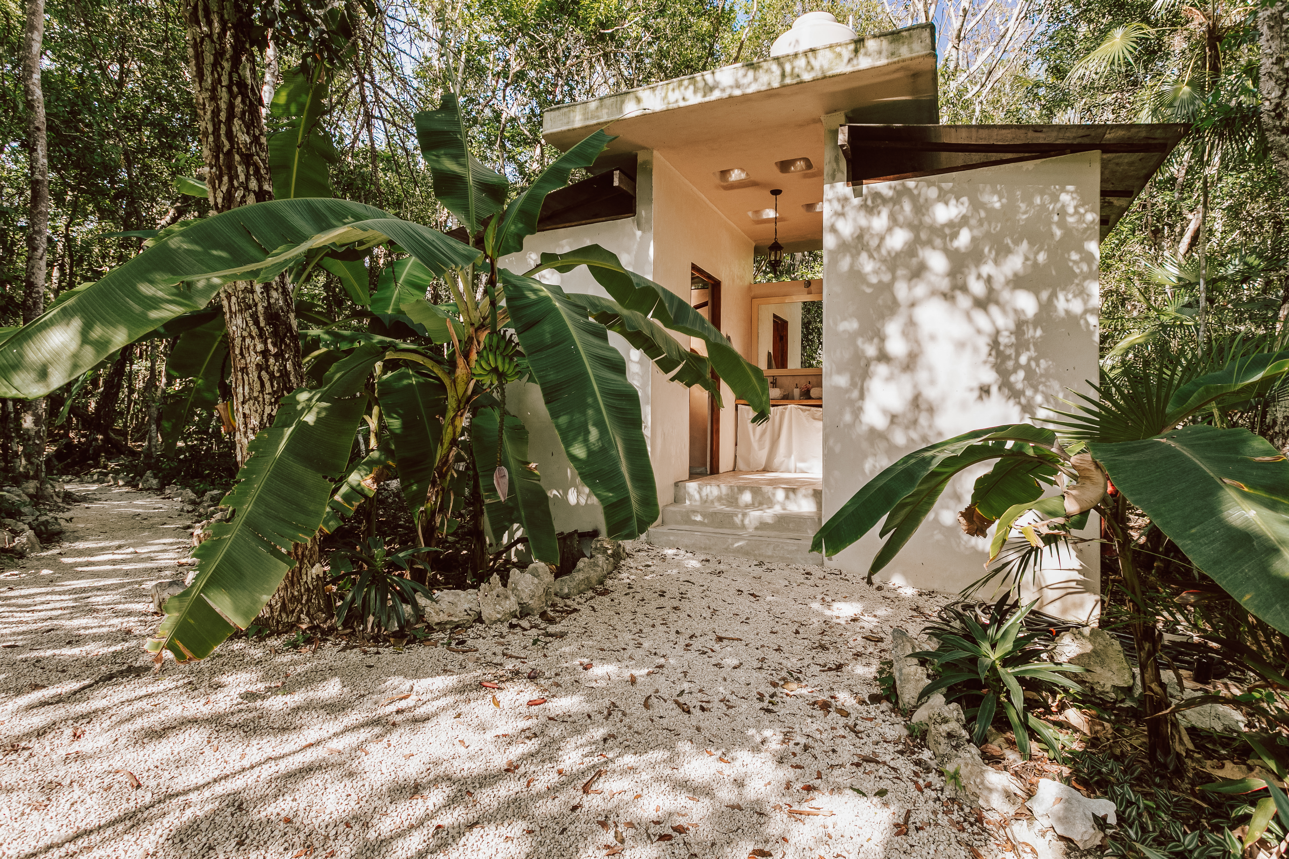 Shared bamboo shower bathroom at the jungle casitas